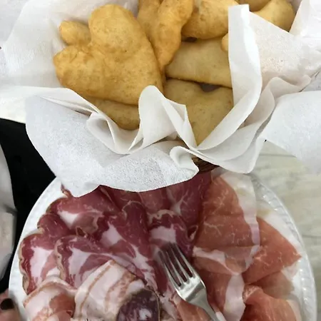Da Nando Antica Osteria فندق 2*