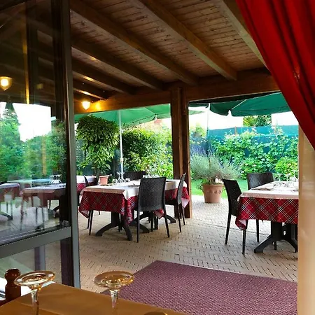 فندق Da Nando Antica Osteria Godi