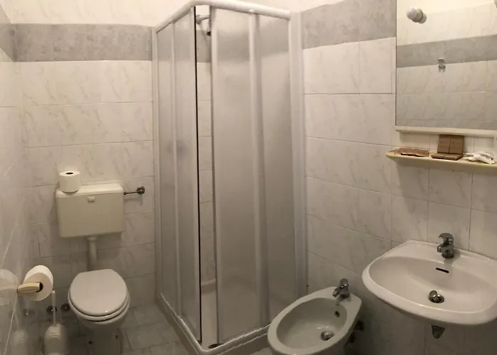 Otel Da Nando Antica Osteria Godi